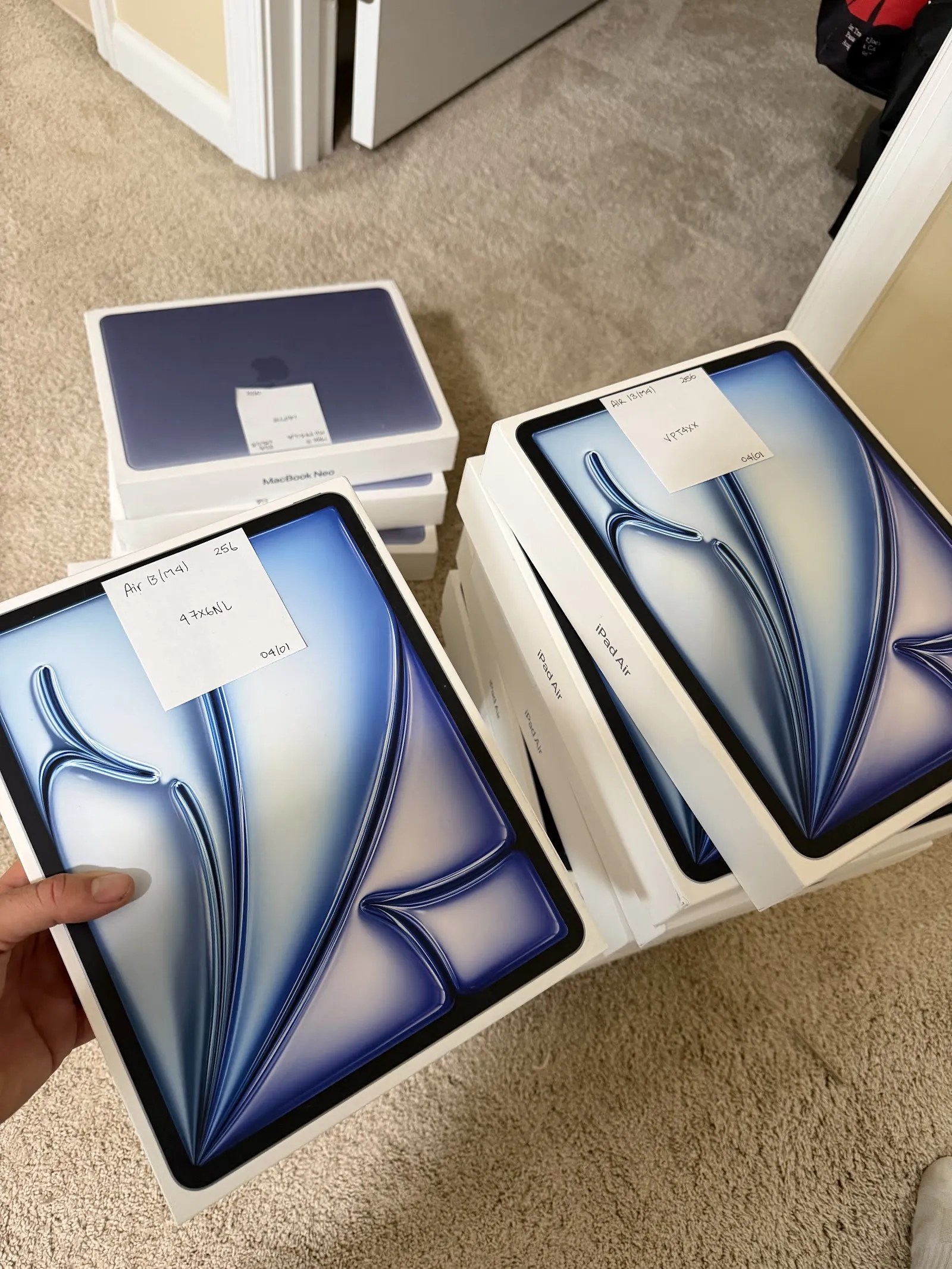 Device Buyers photo